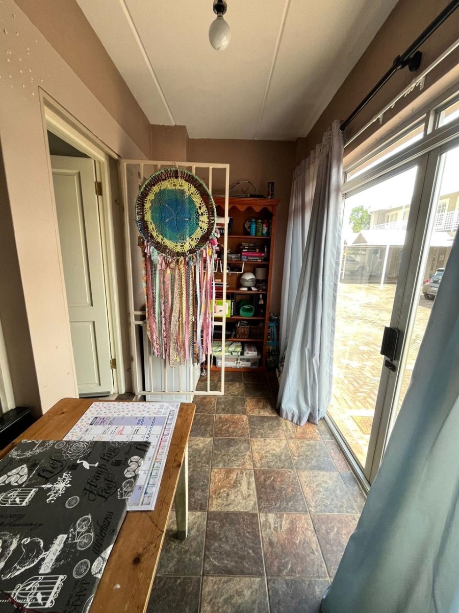1 Bedroom Property for Sale in Bult West North West